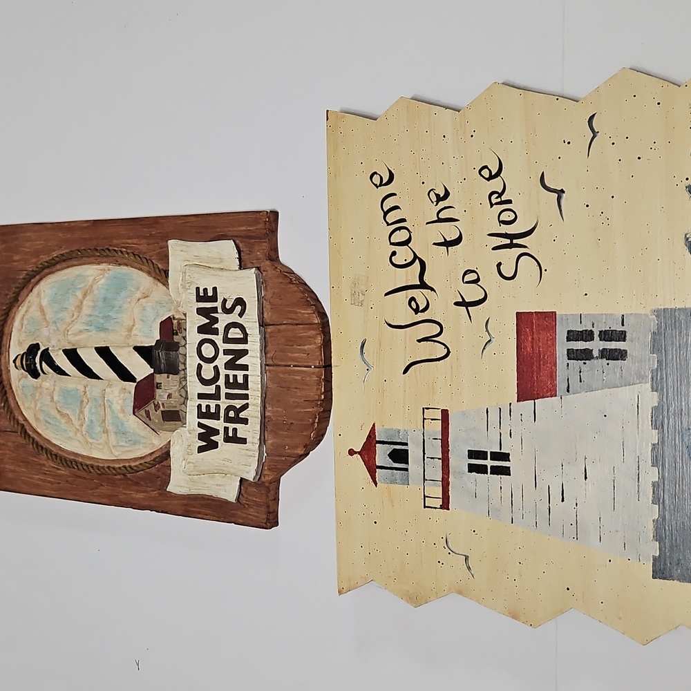 Welcome to The Shore & Friends Beachy Plaques Lighthouse, Seagulls Bundle #1005